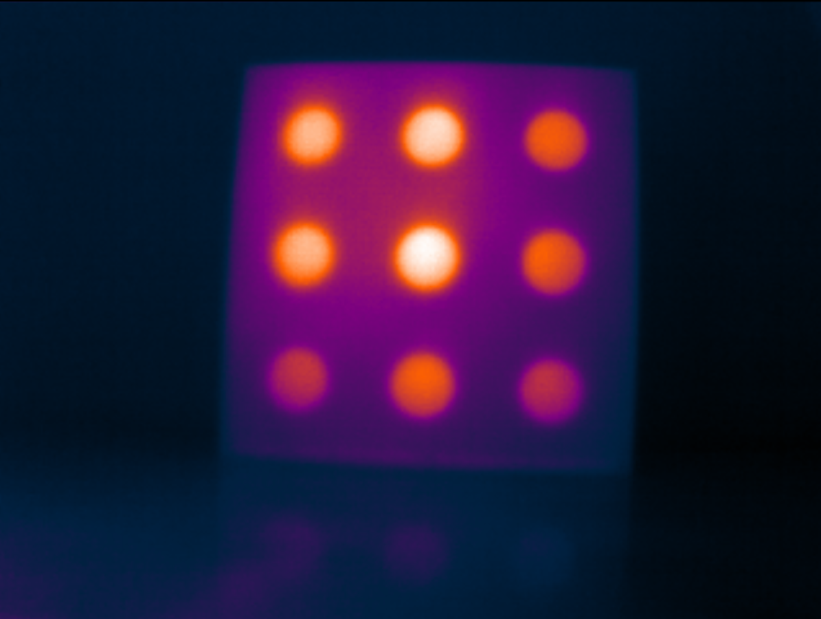 Passive thermal target samples
